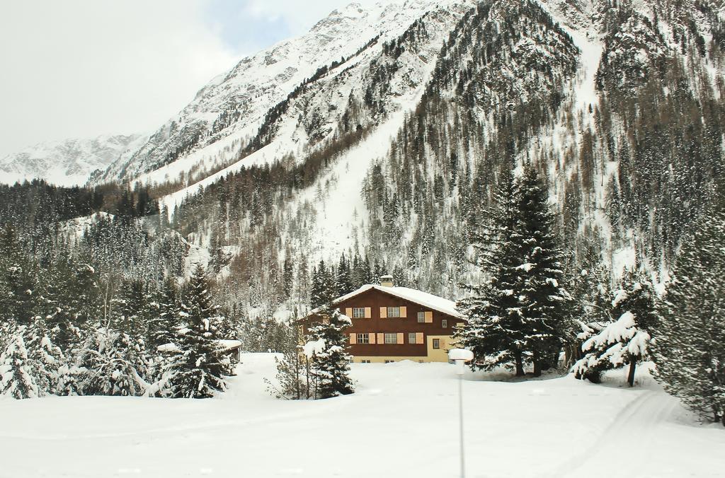 Sonnenhof Preda Hotell Exteriör bild